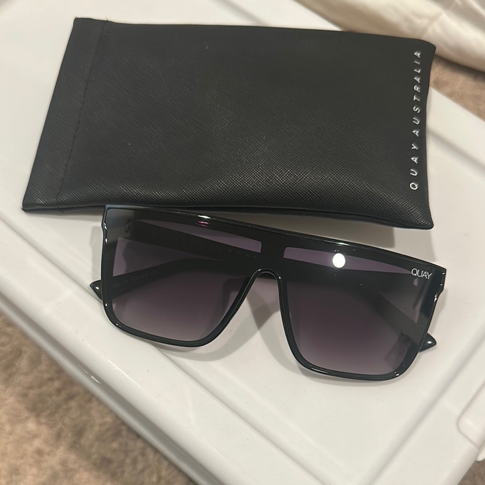 Quay Australia Black Sunglasses